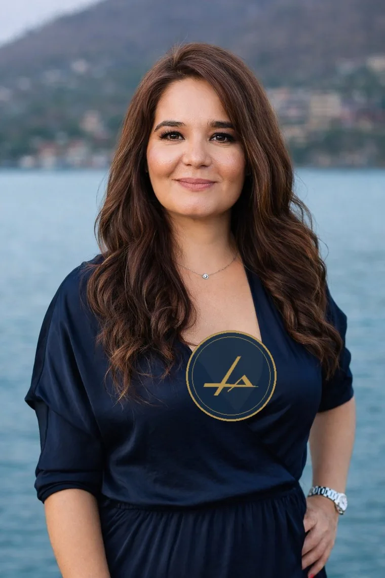 Ana Lozano, Founding Partner